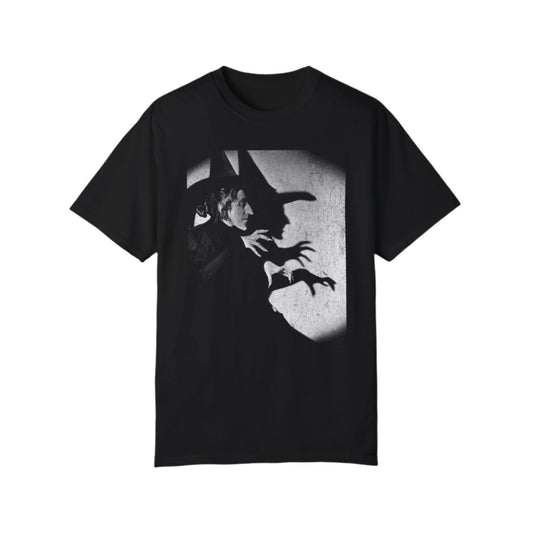 Vintage Witch Tee. - KILLER RETRO